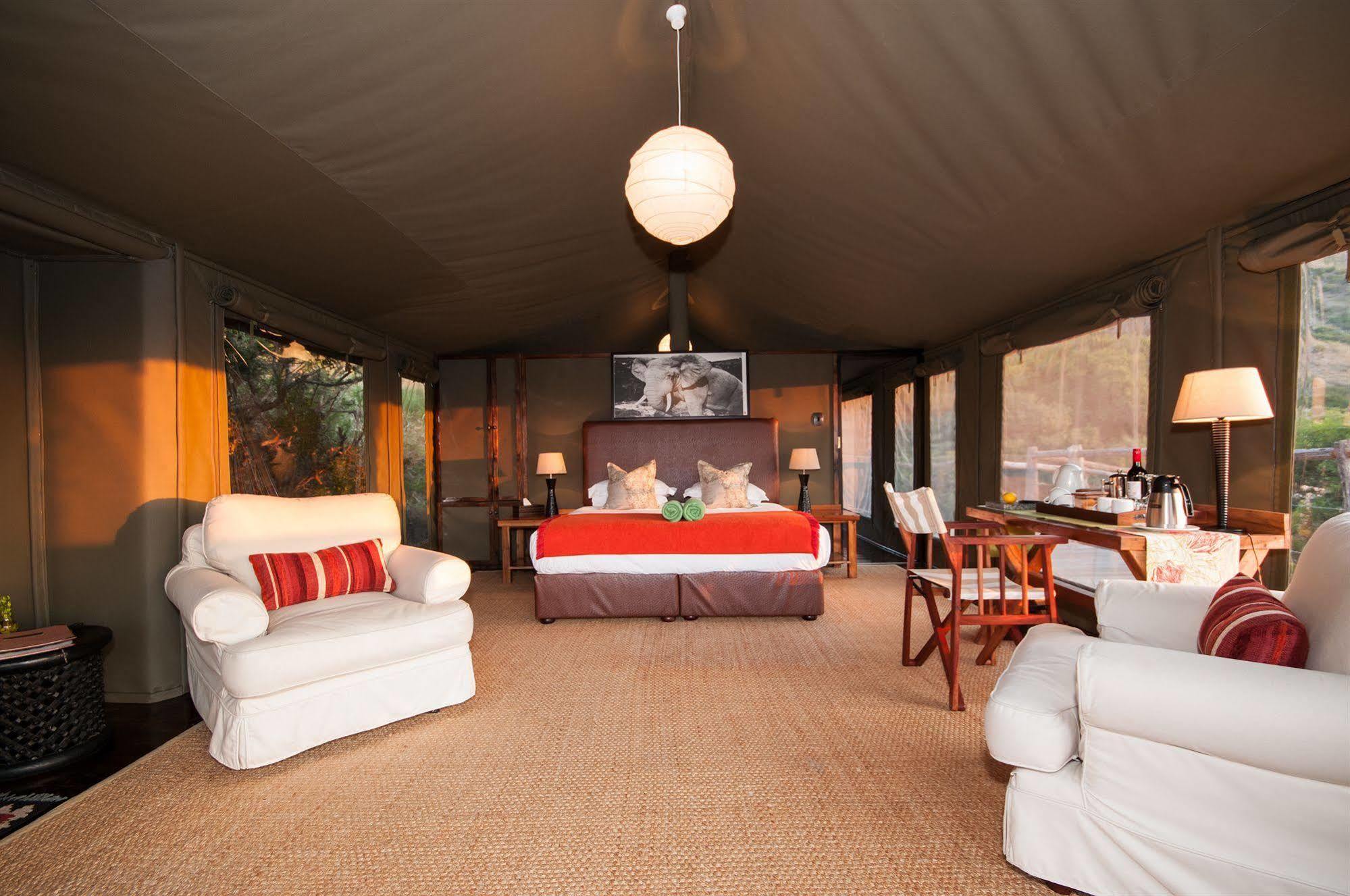 Hillsnek Safari Camp - Amakhala Game Reserve Eksteriør billede